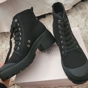 Chinese Laundry ankle boots